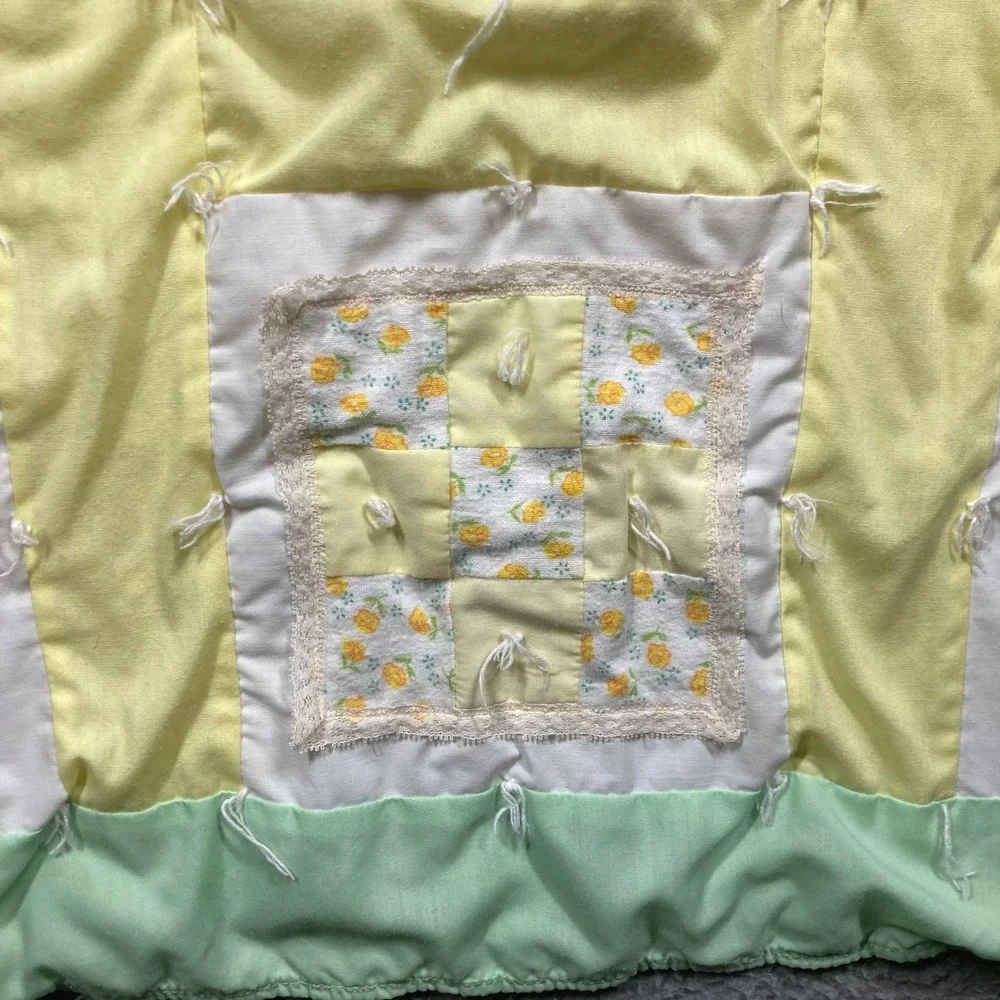 Handmade Vintage Baby Lap‎ Quilt Green Yellow 3D Applique Patchwork Blanket FLAW